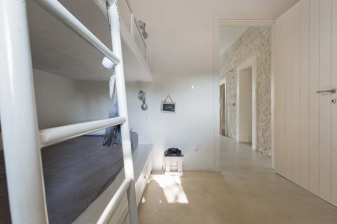 Вилла Casale Con Cipresso Остуни Экстерьер фото