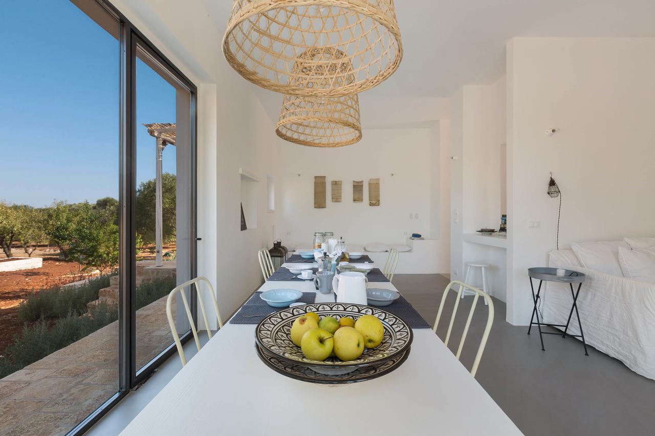 Вилла Casale Con Cipresso Остуни Экстерьер фото