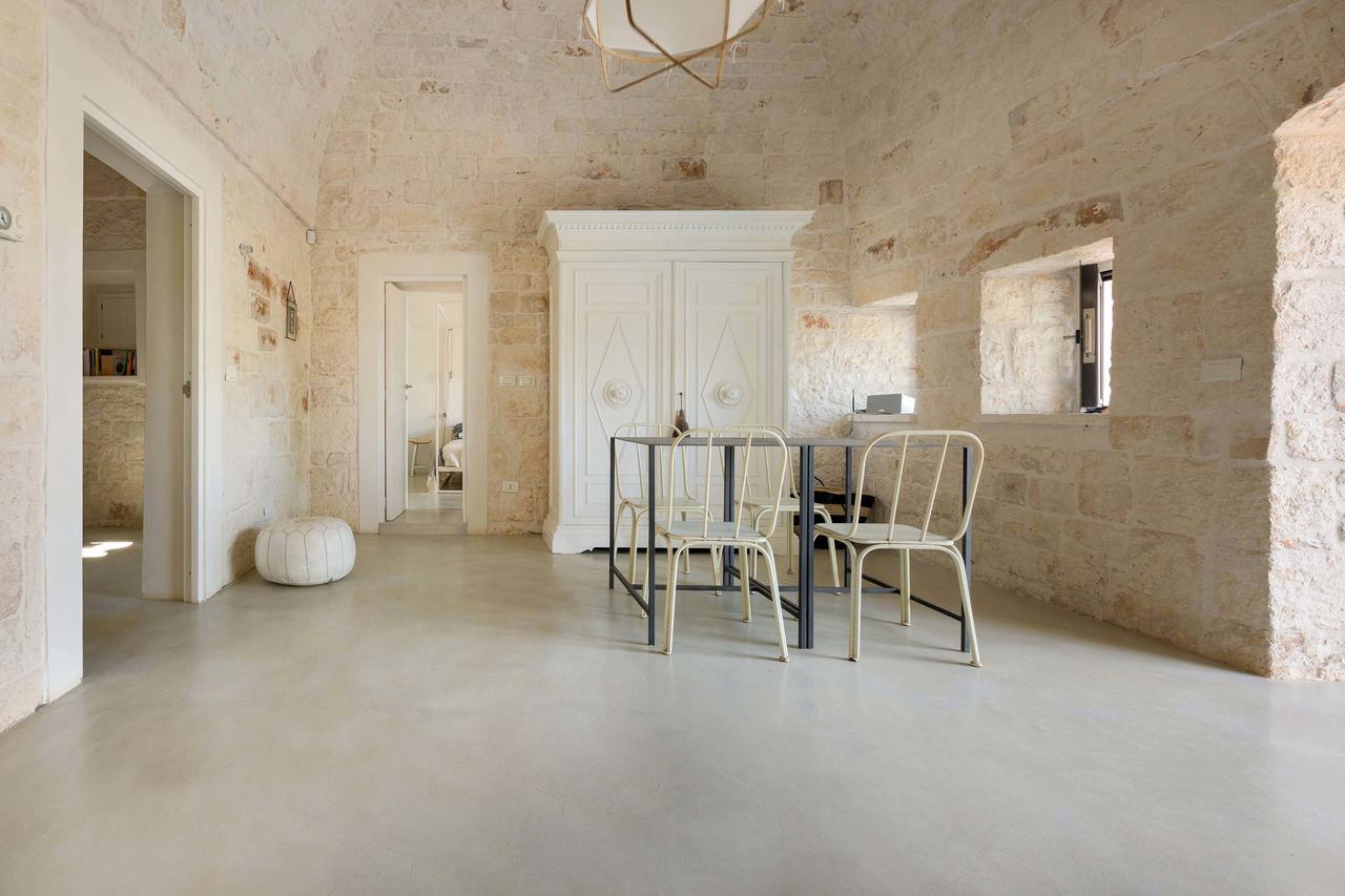 Вилла Casale Con Cipresso Остуни Экстерьер фото